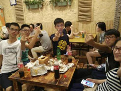 化隆烧烤加盟,学烧烤技术,开烧烤店多少钱疯狂烤翅加盟